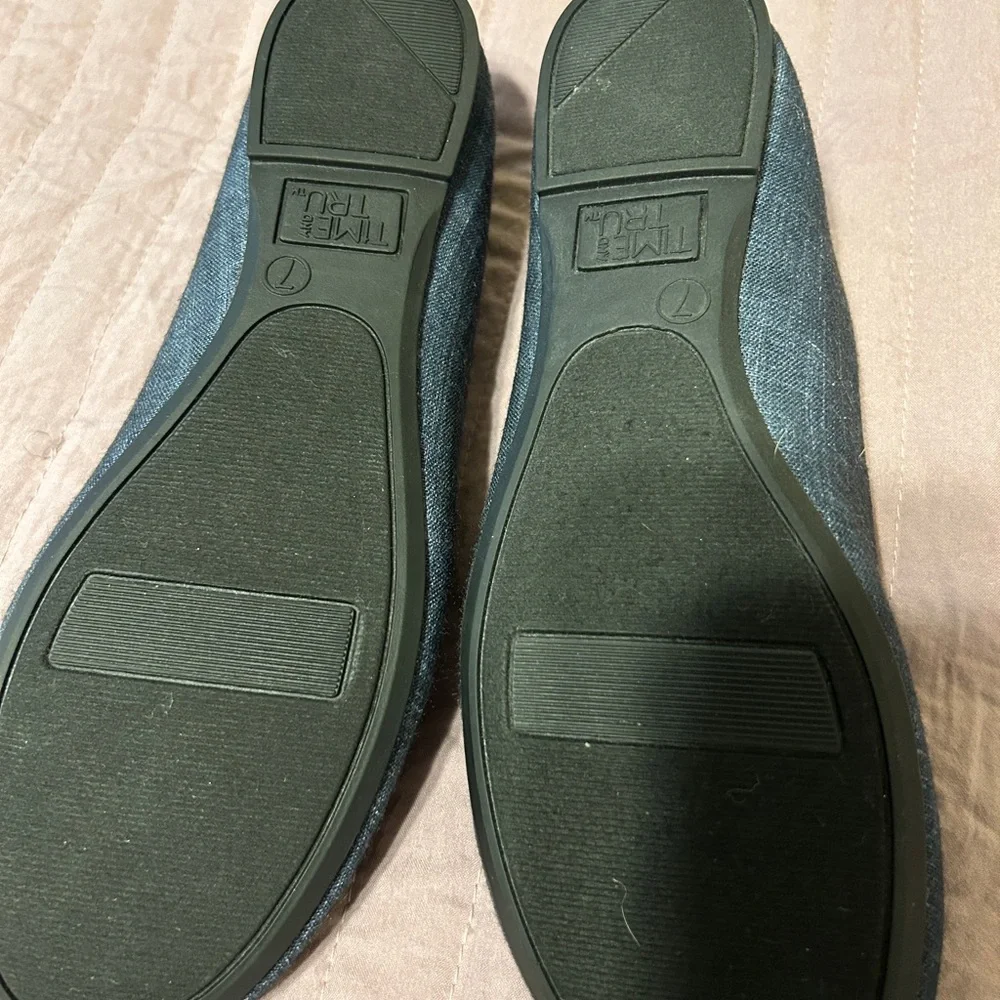 Like New Time and Tru flats - Picture 2 of 2
